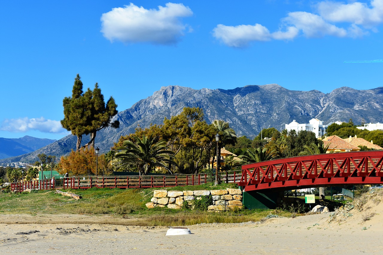 10 reasons marbella spain - 2.jpg (400 KB)